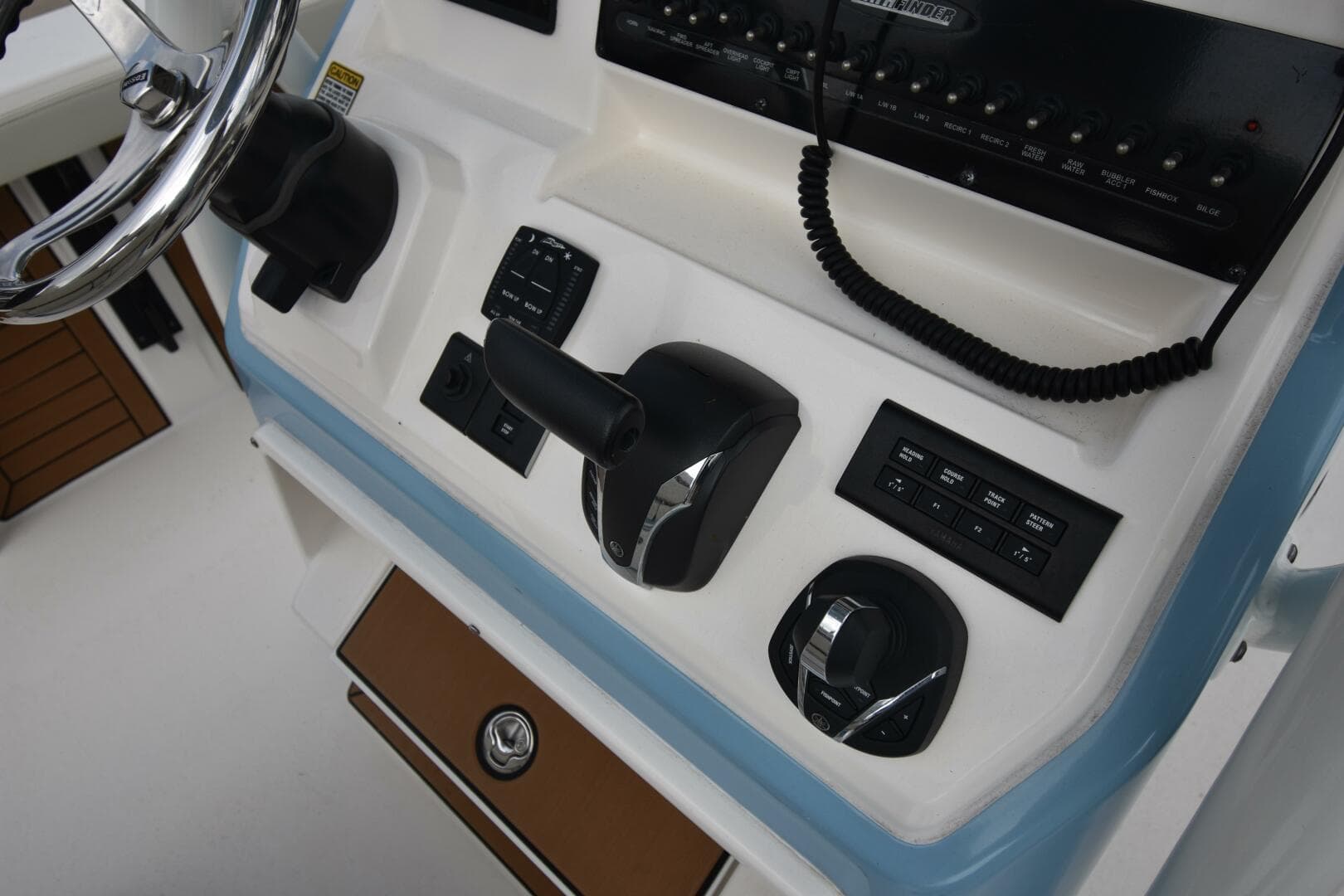 2023 Pathfinder 2700 Open — photo 25