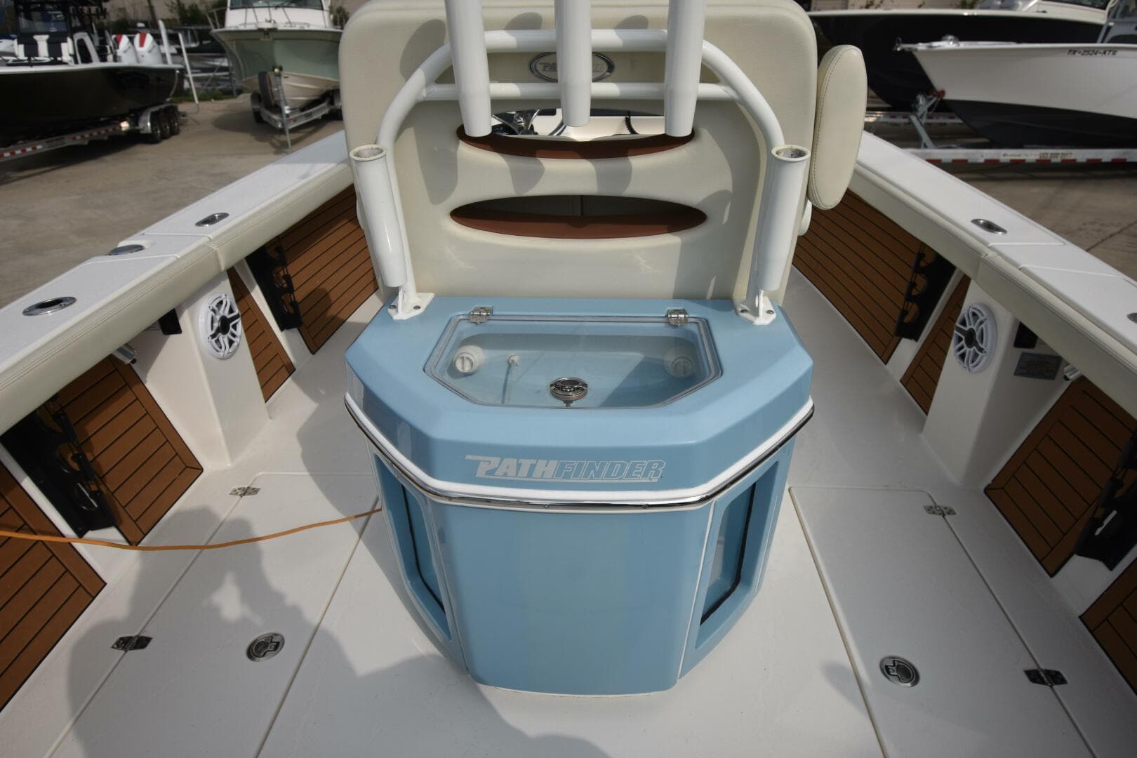 2023 Pathfinder 2700 Open — photo 15