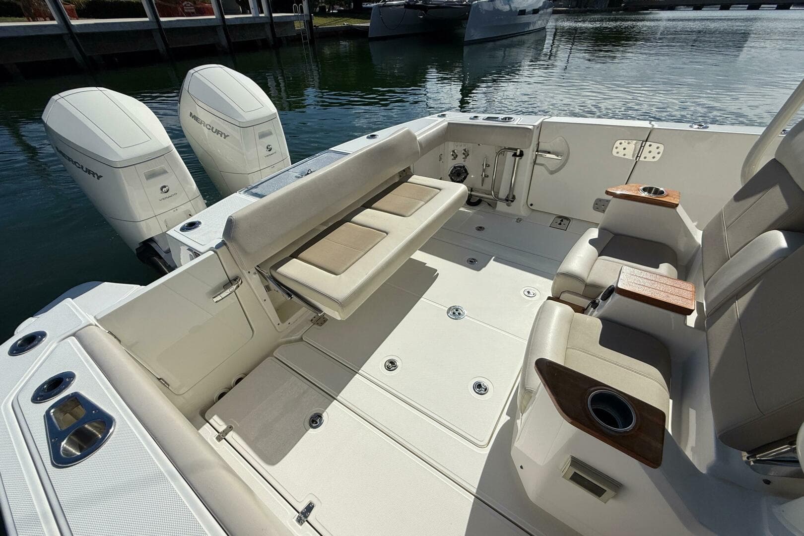 2023 Boston Whaler 360 Outrage — photo 18