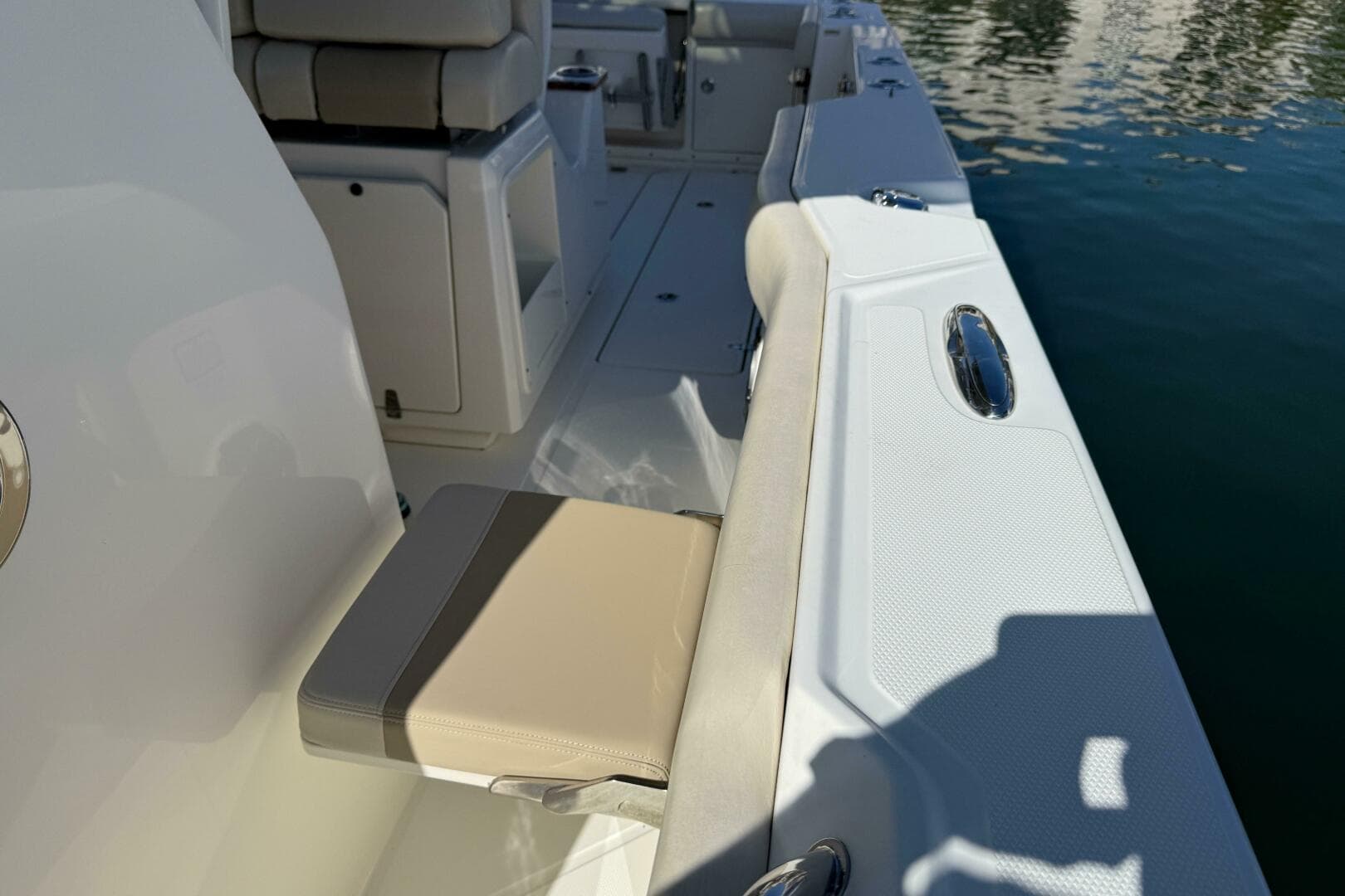 2023 Boston Whaler 360 Outrage — photo 14