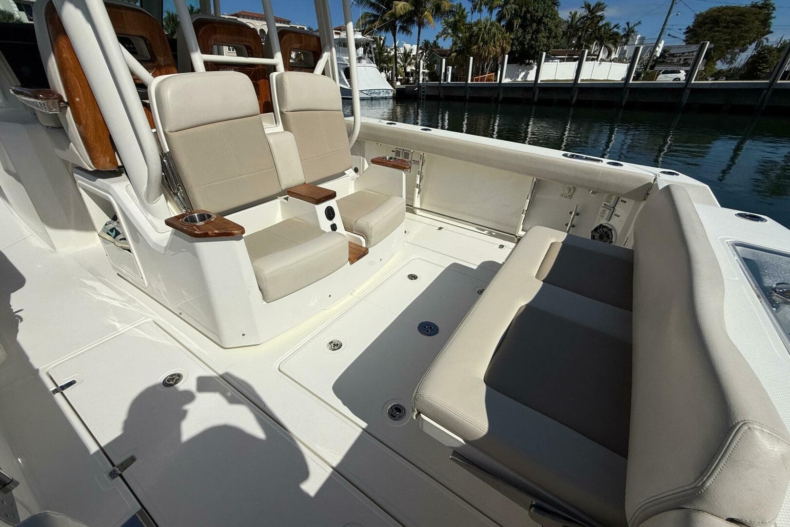 2023 Boston Whaler 360 Outrage — photo 22