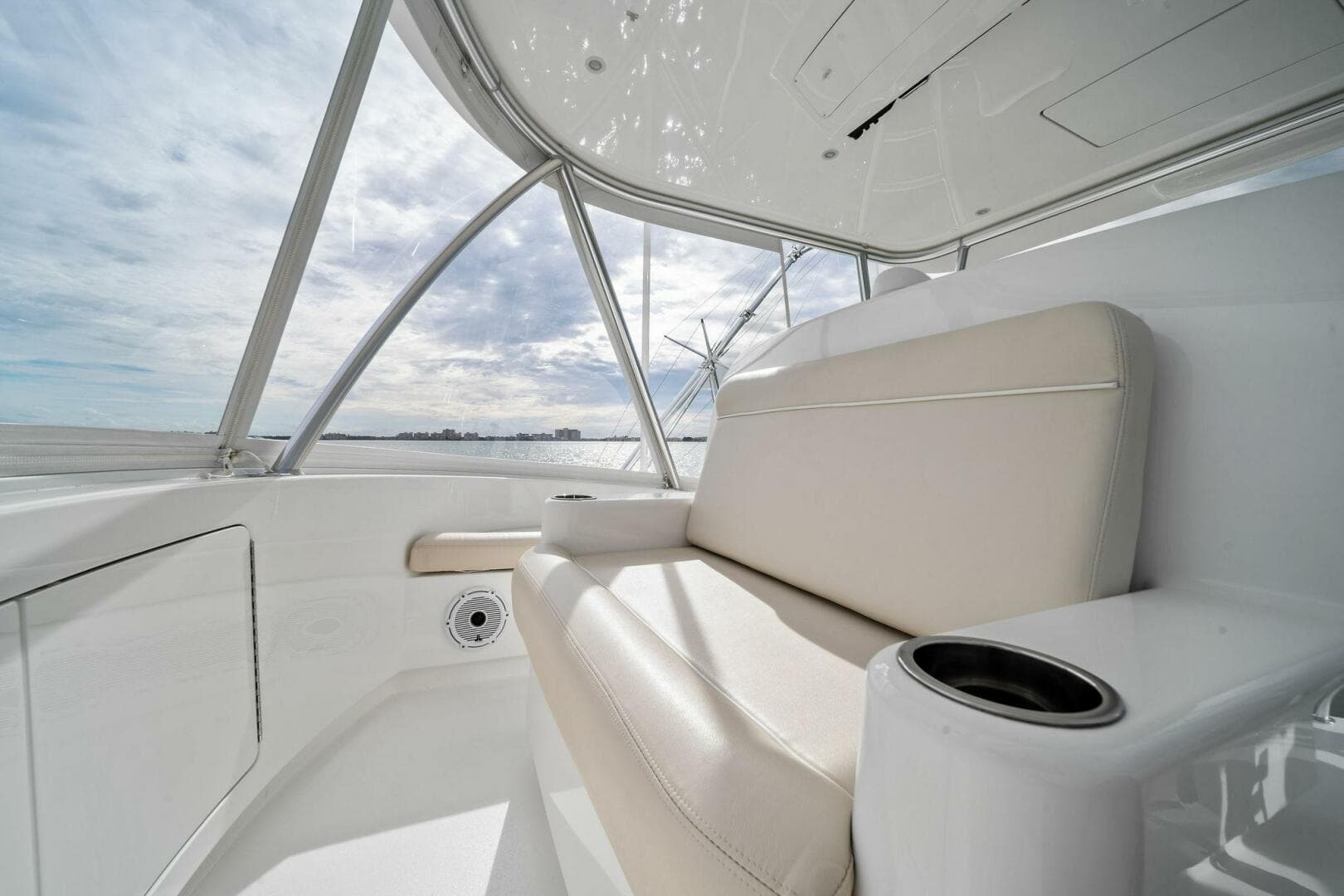 2021 Viking 46 Billfish — photo 39