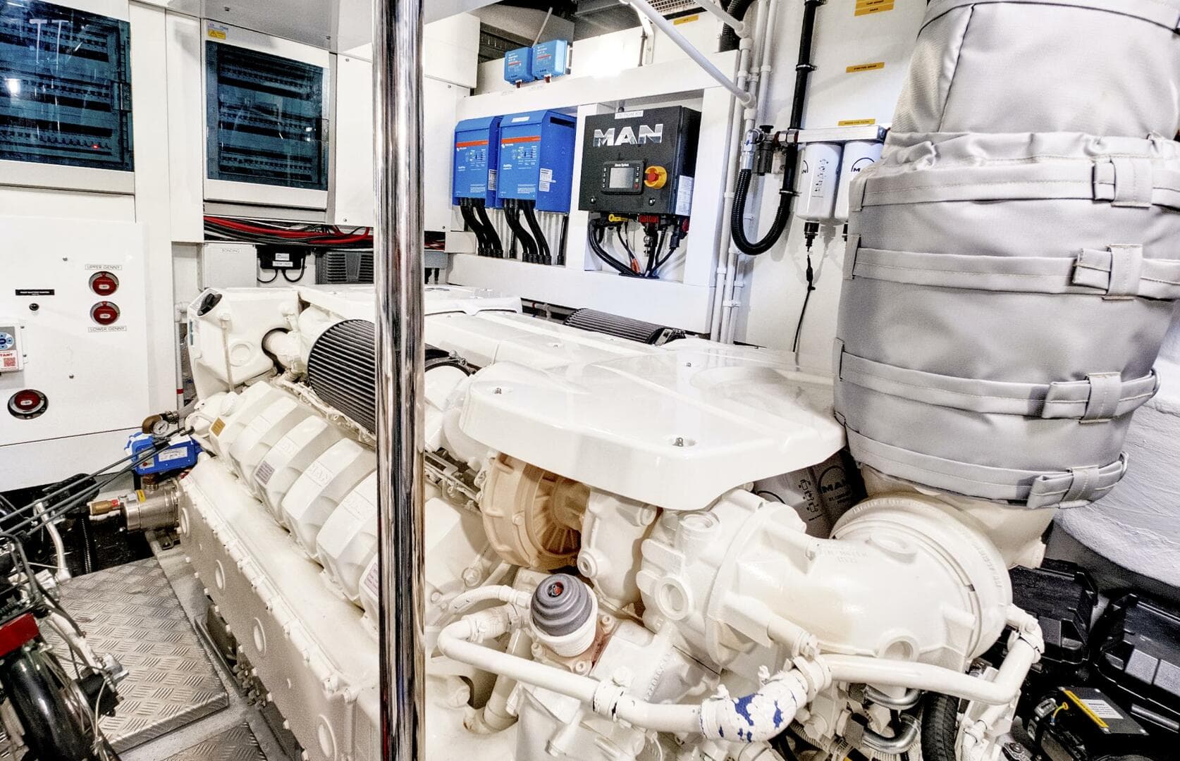 2024 Sunseeker 76 Yacht — photo 42