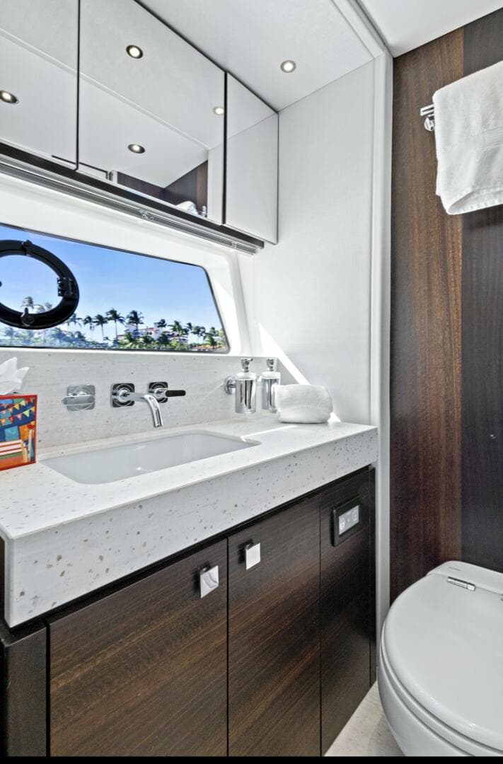 2024 Sunseeker 76 Yacht — photo 83