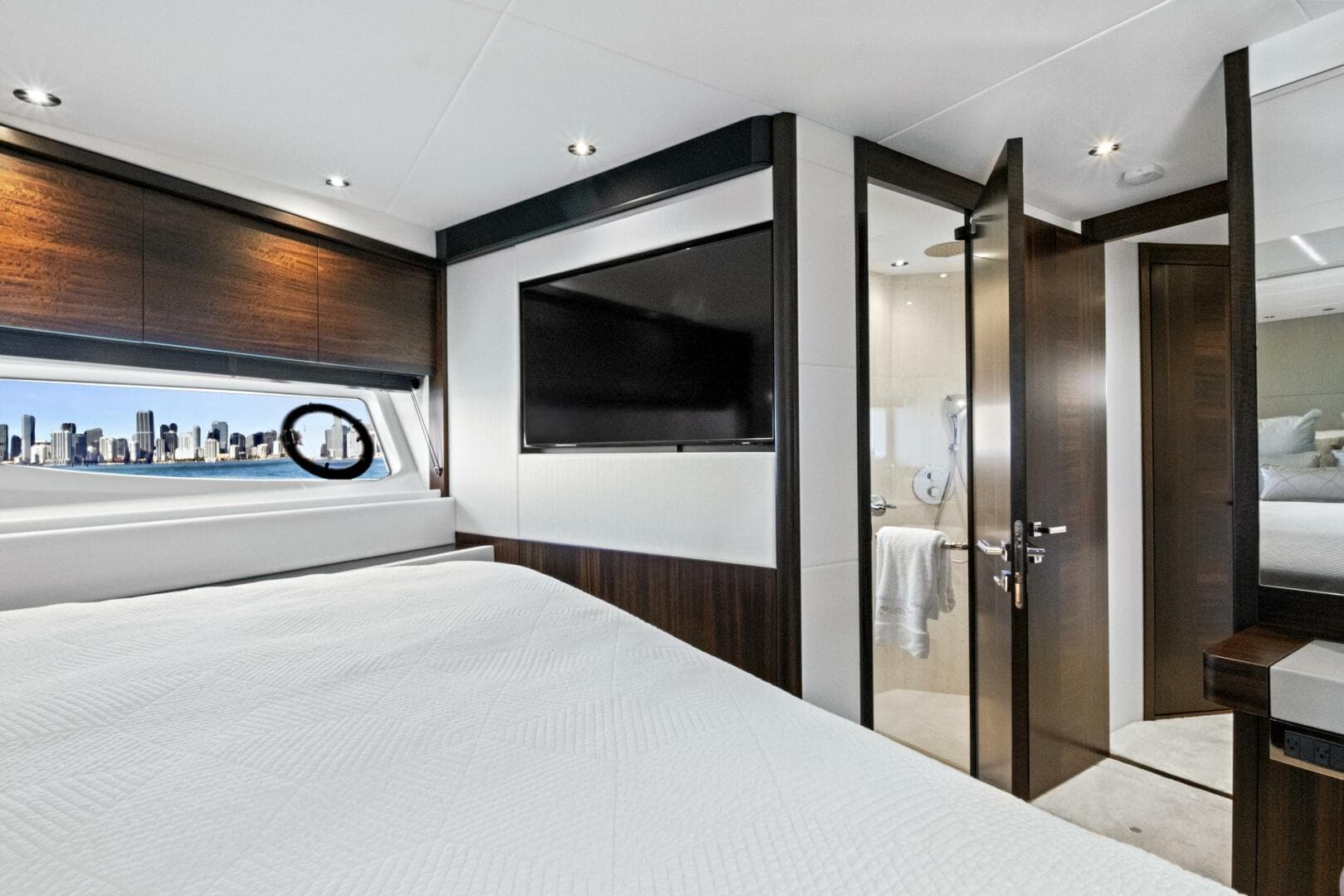 2024 Sunseeker 76 Yacht — photo 85