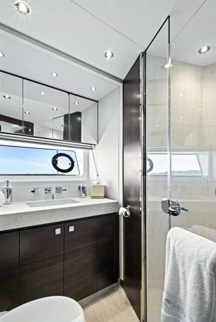 2024 Sunseeker 76 Yacht — photo 92