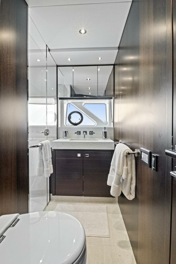 2024 Sunseeker 76 Yacht — photo 88