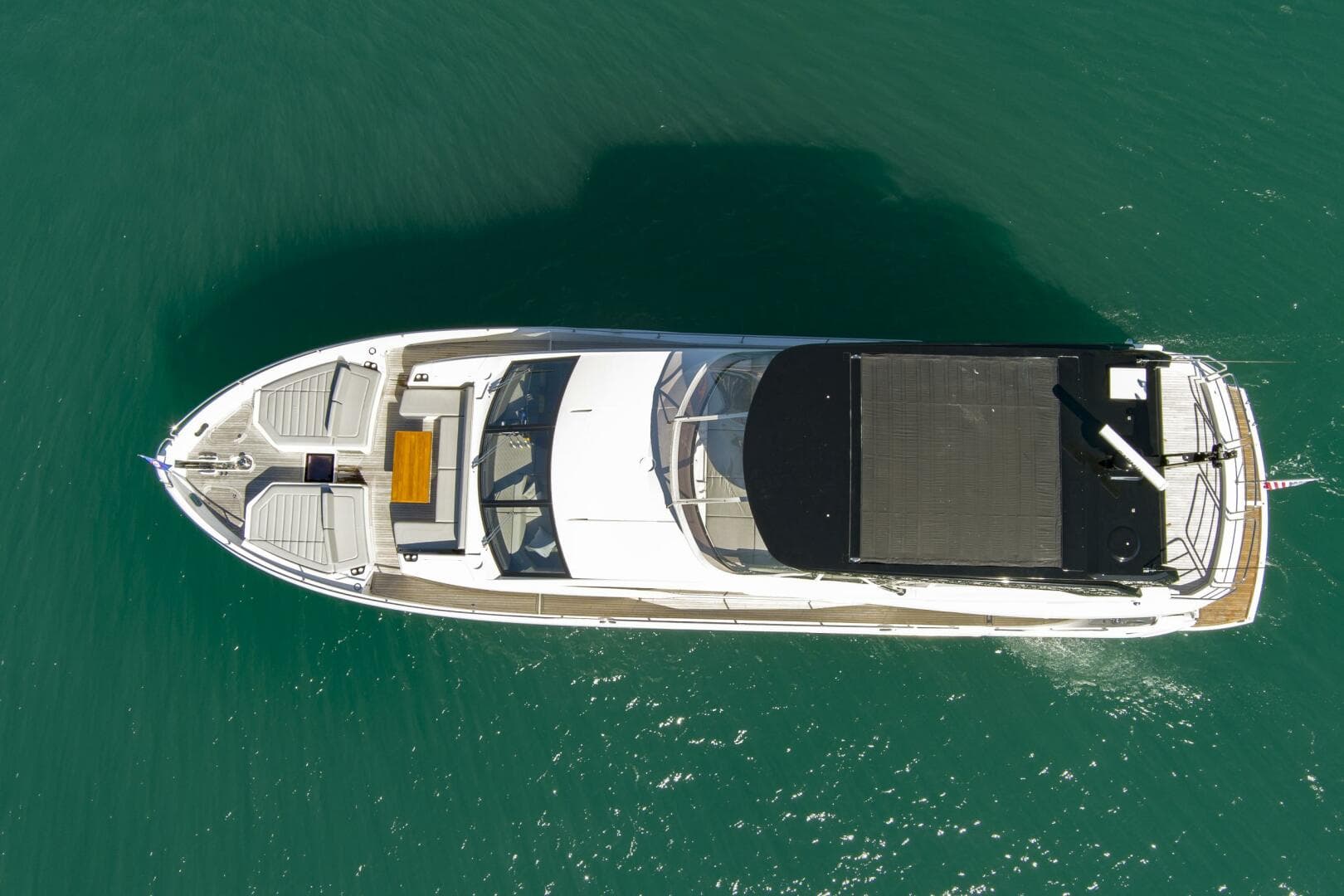 2024 Sunseeker 76 Yacht — photo 11