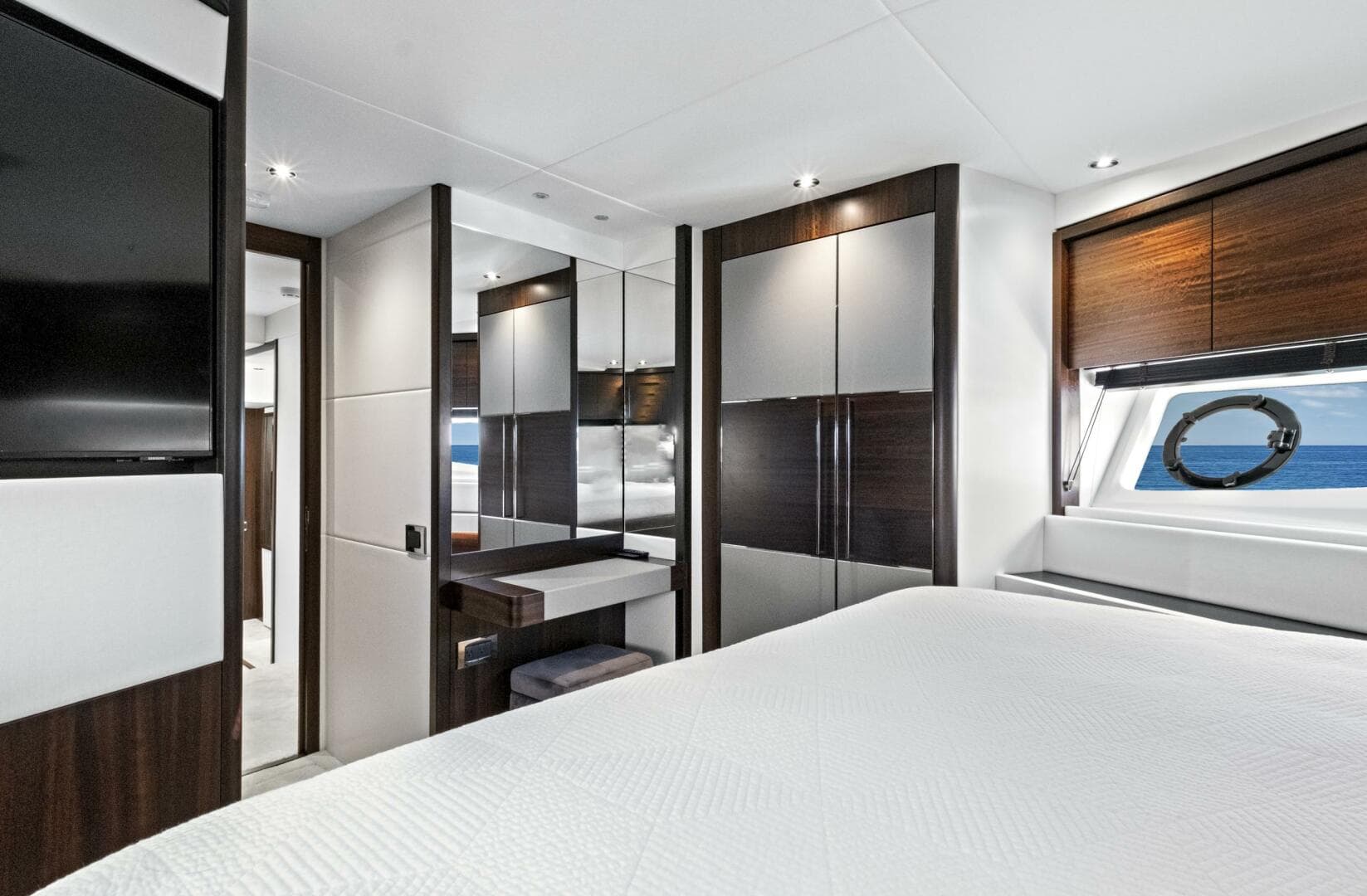 2024 Sunseeker 76 Yacht — photo 86