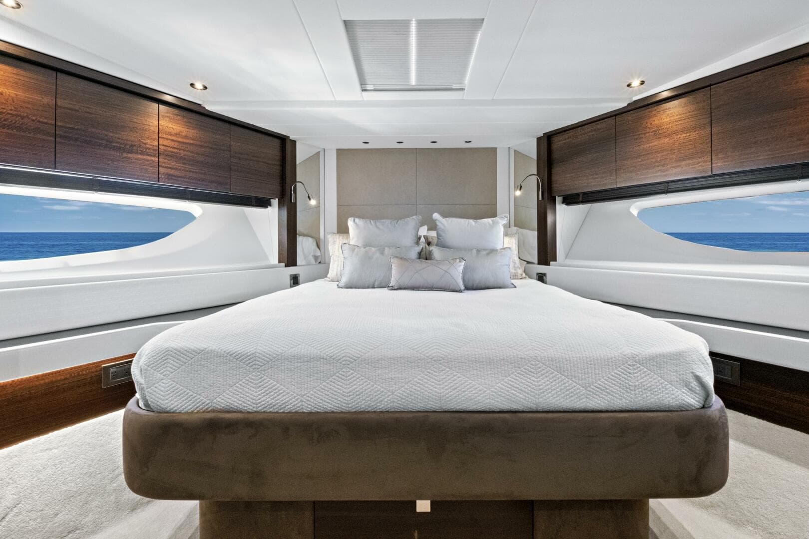 2024 Sunseeker 76 Yacht — photo 77