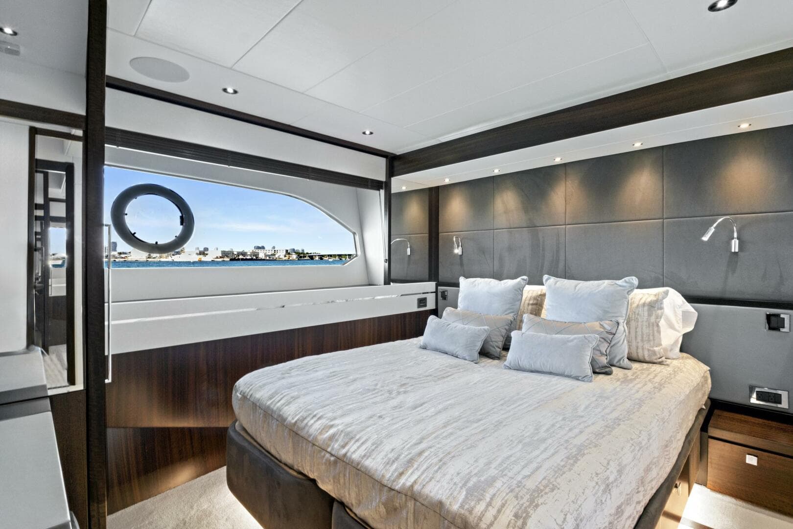 2024 Sunseeker 76 Yacht — photo 74