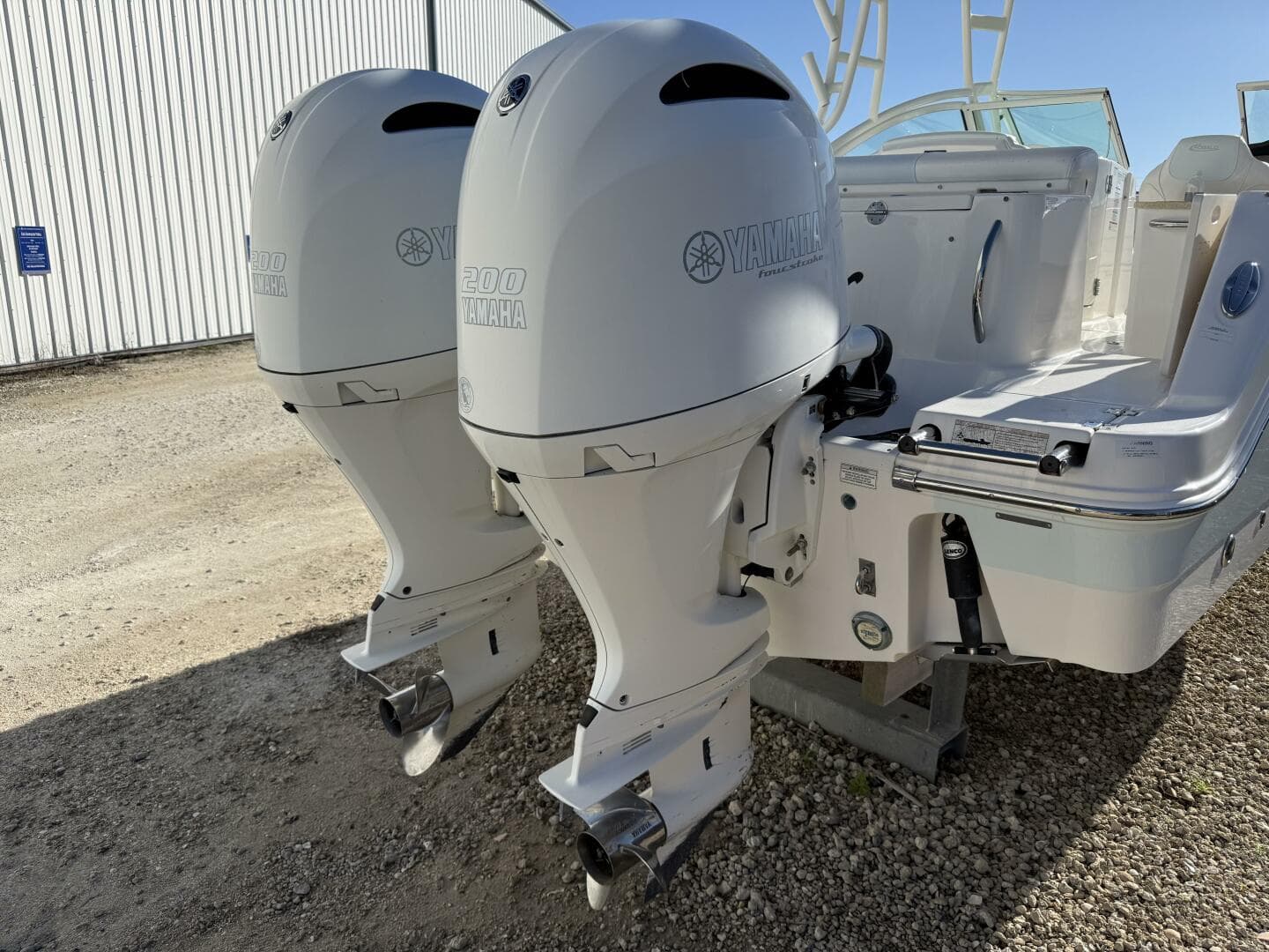 2018 Robalo — photo 5