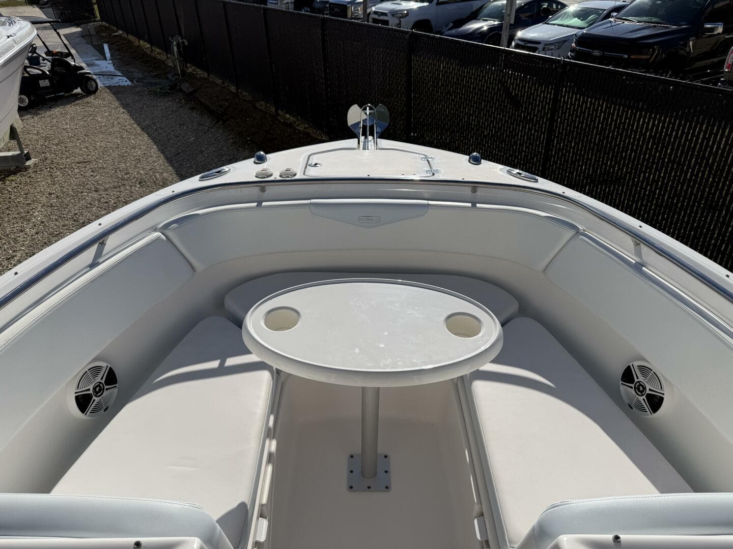 2018 Robalo — photo 15