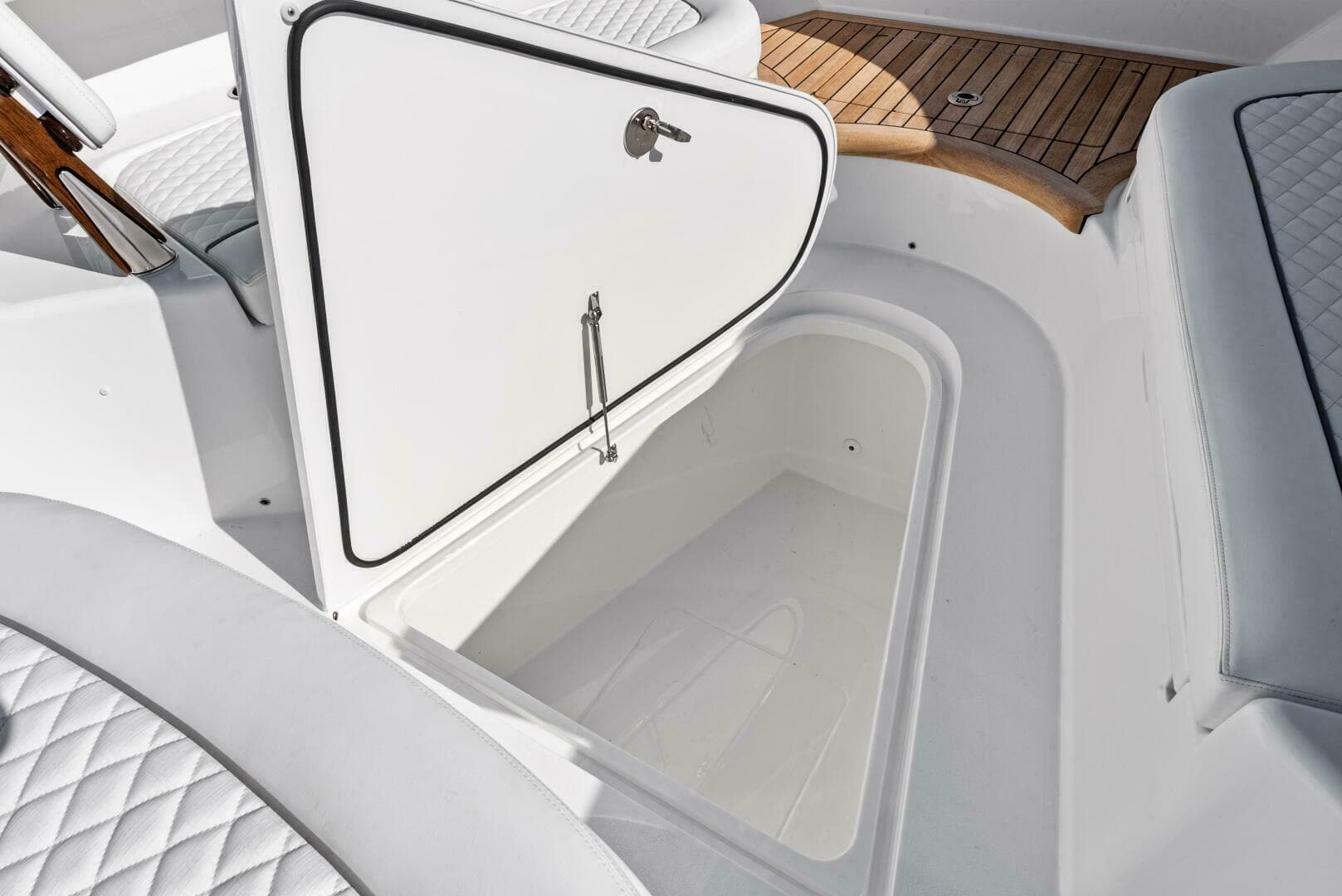 2026 Valhalla Boatworks V-46 — photo 40