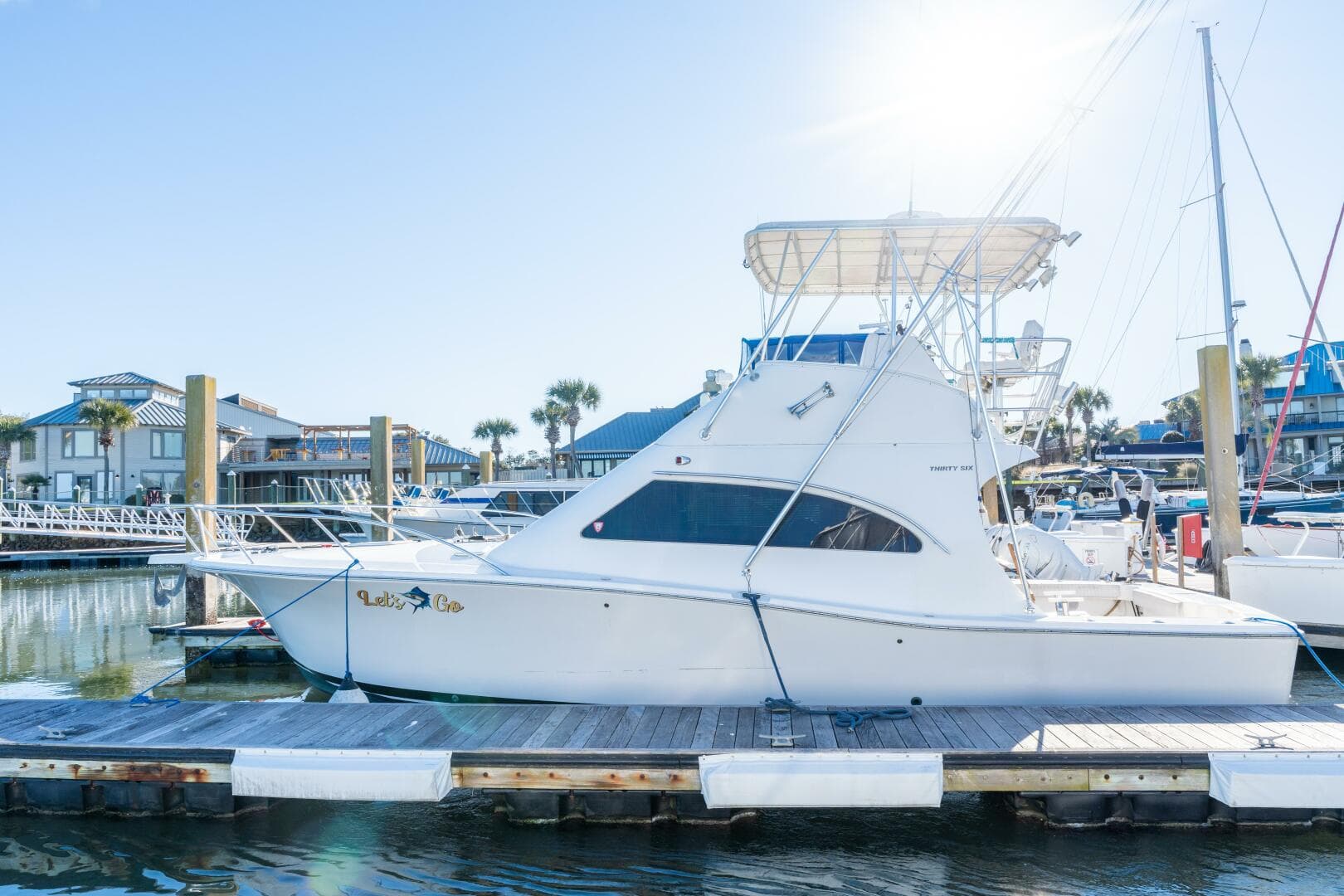 2004 Luhrs Convertible