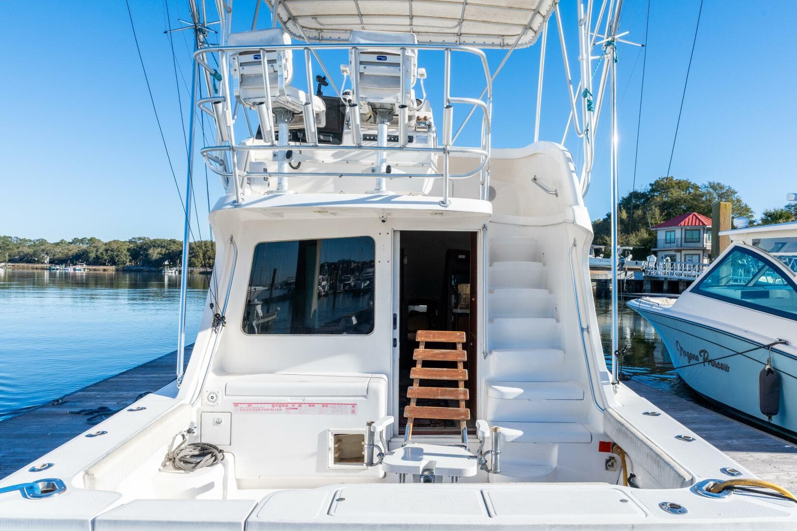 2004 Luhrs Convertible — photo 10