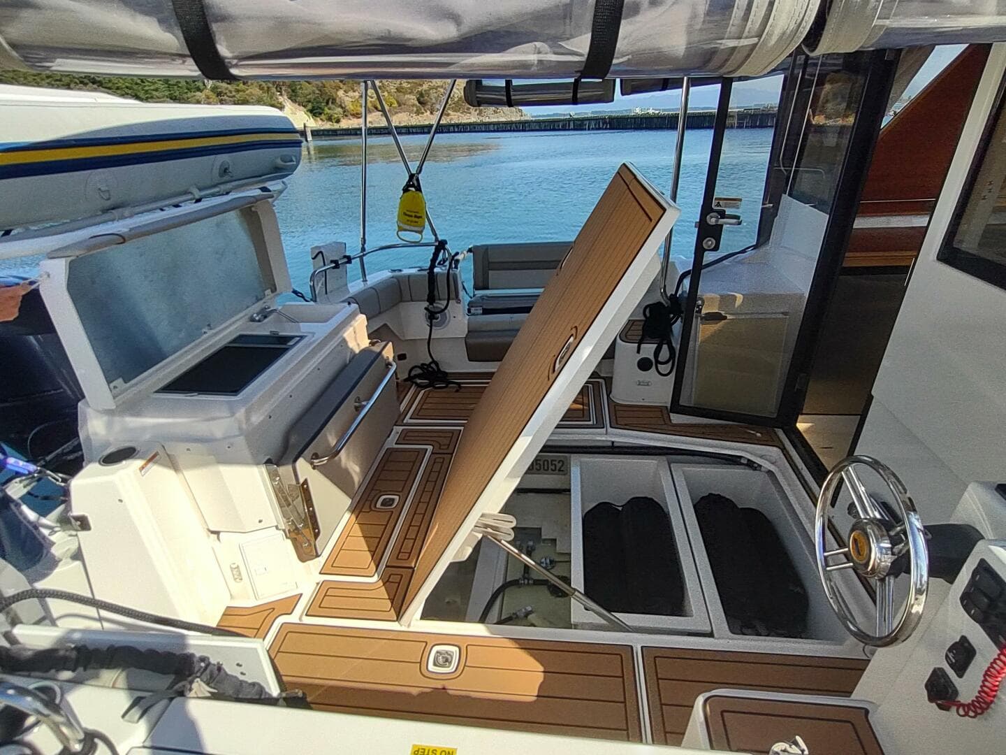 2020 Cutwater C-32 Coupe — photo 13