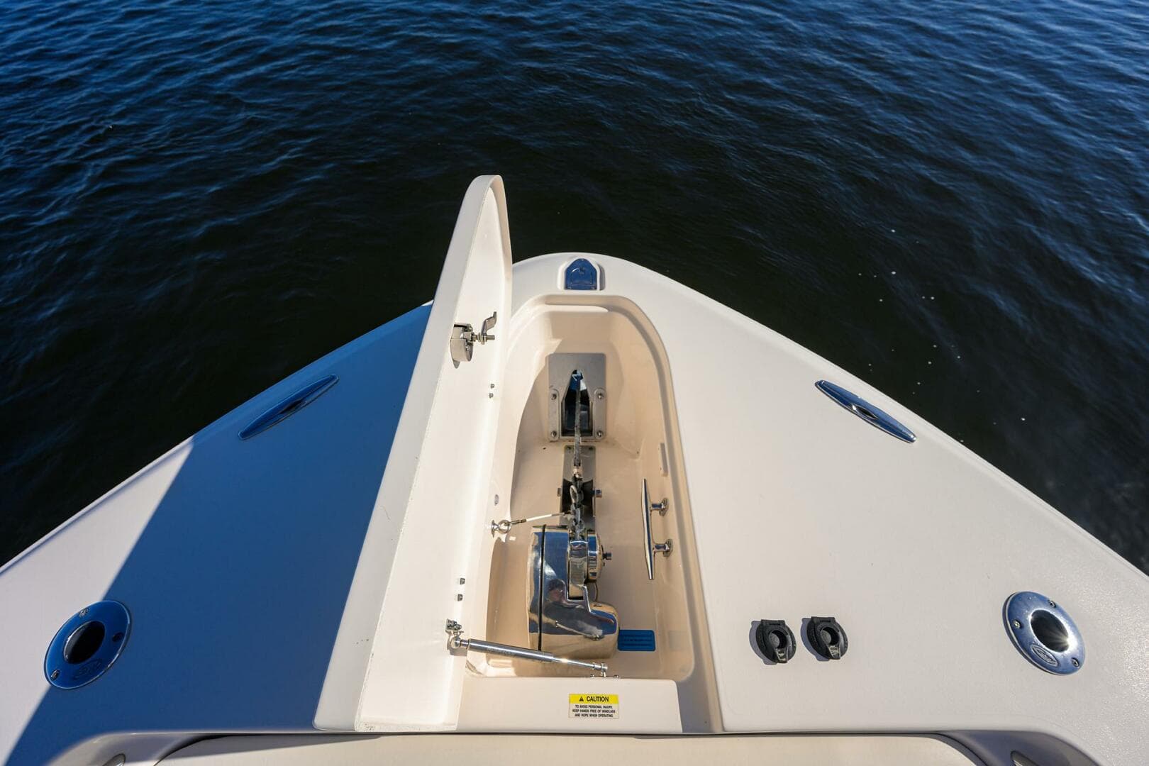 2018 Grady-White Canyon 376 — photo 39