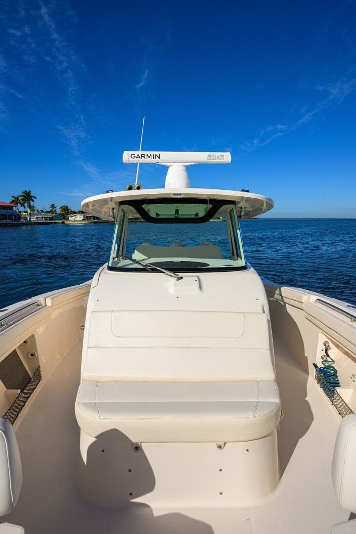 2018 Grady-White Canyon 376 — photo 38