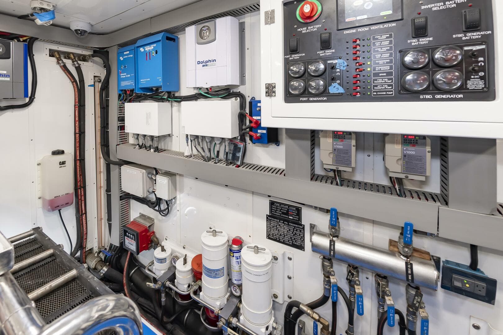 2017 Johnson 93 Flybridge — photo 117