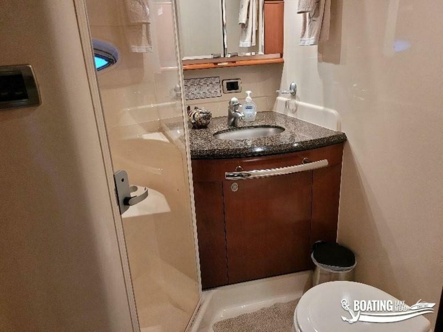 2005 Sea Ray — photo 20