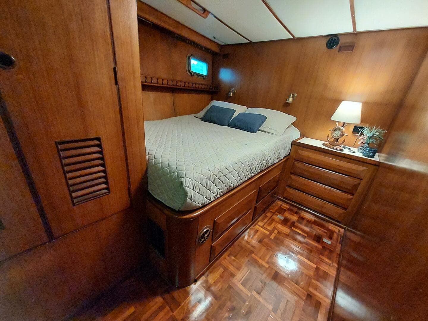 1982 Defever 52 Offshore Cruiser — photo 65