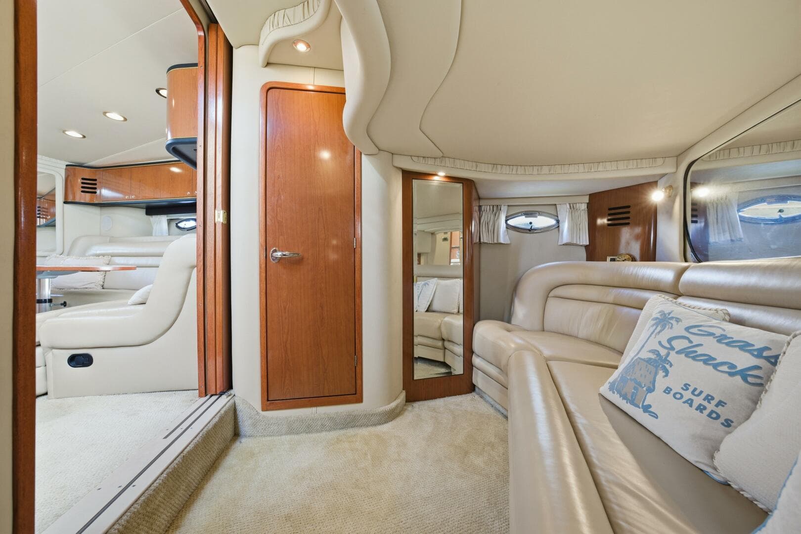 2002 Sea Ray 460 Sundancer — photo 39