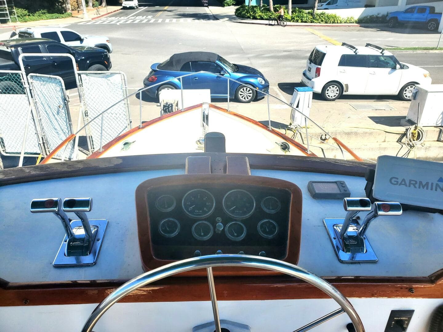 1981 Chb Sedan-Aft Cabin — photo 12
