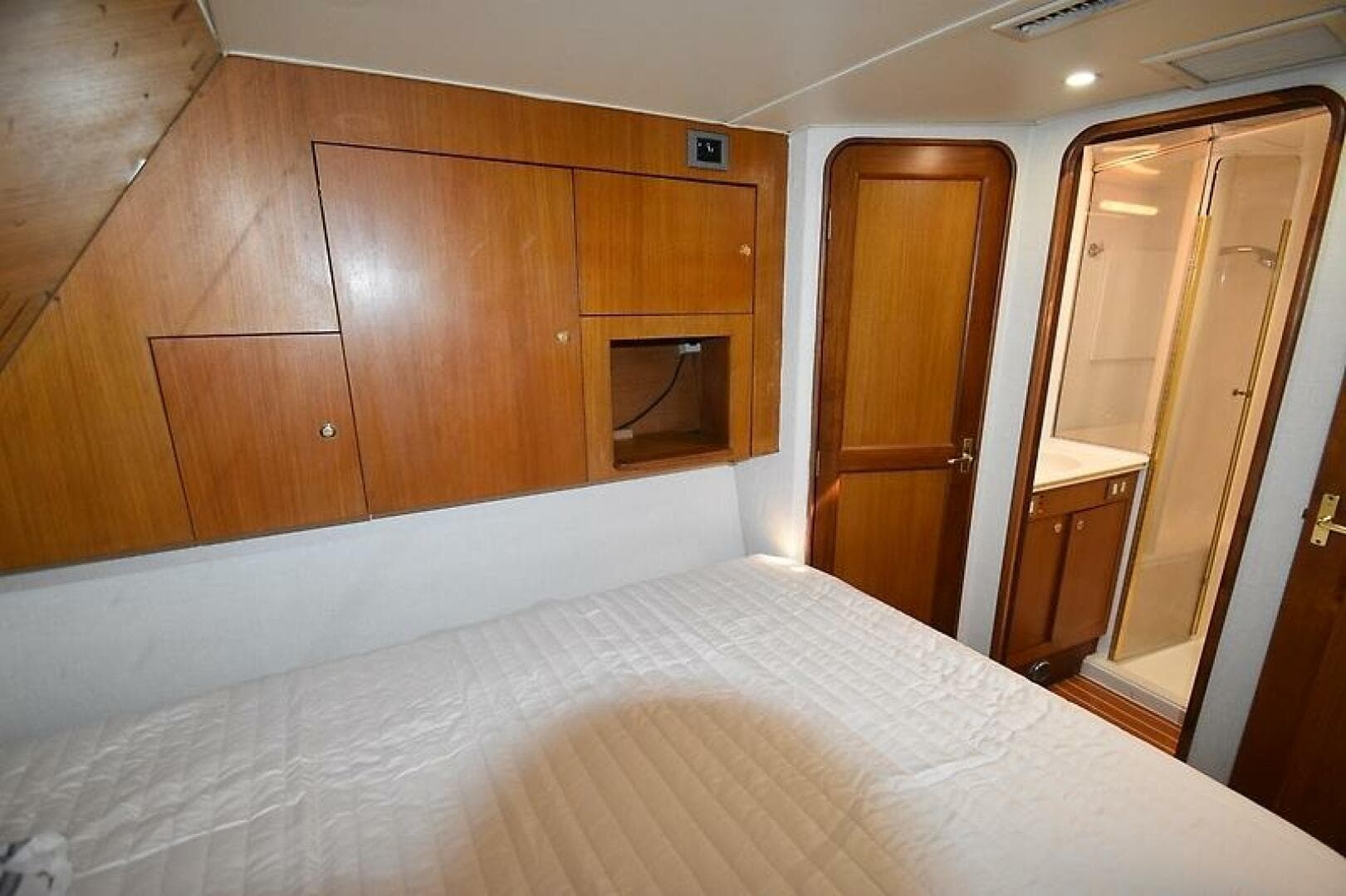 1997 Ocean 48 Convertible — photo 33