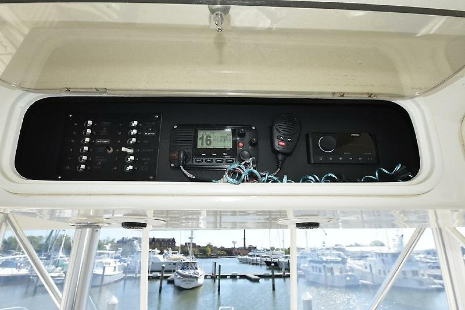 1997 Ocean 48 Convertible — photo 53