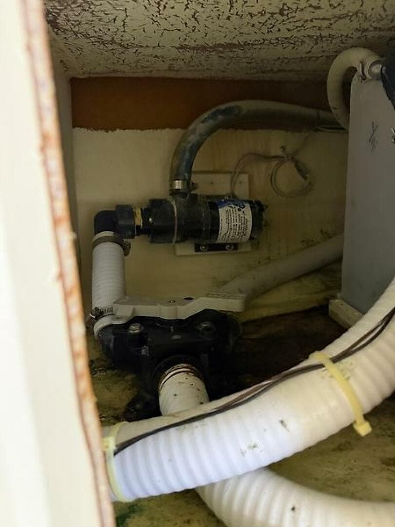 2018 Islander 27 Islander Hardback — photo 40