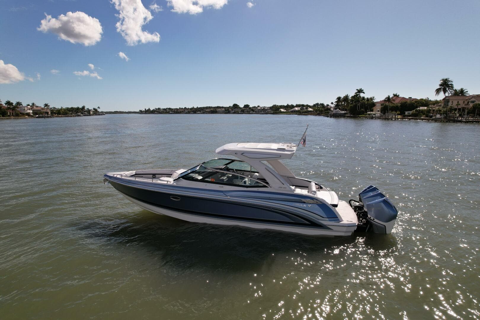 2023 Formula 330 Cbr — photo 2