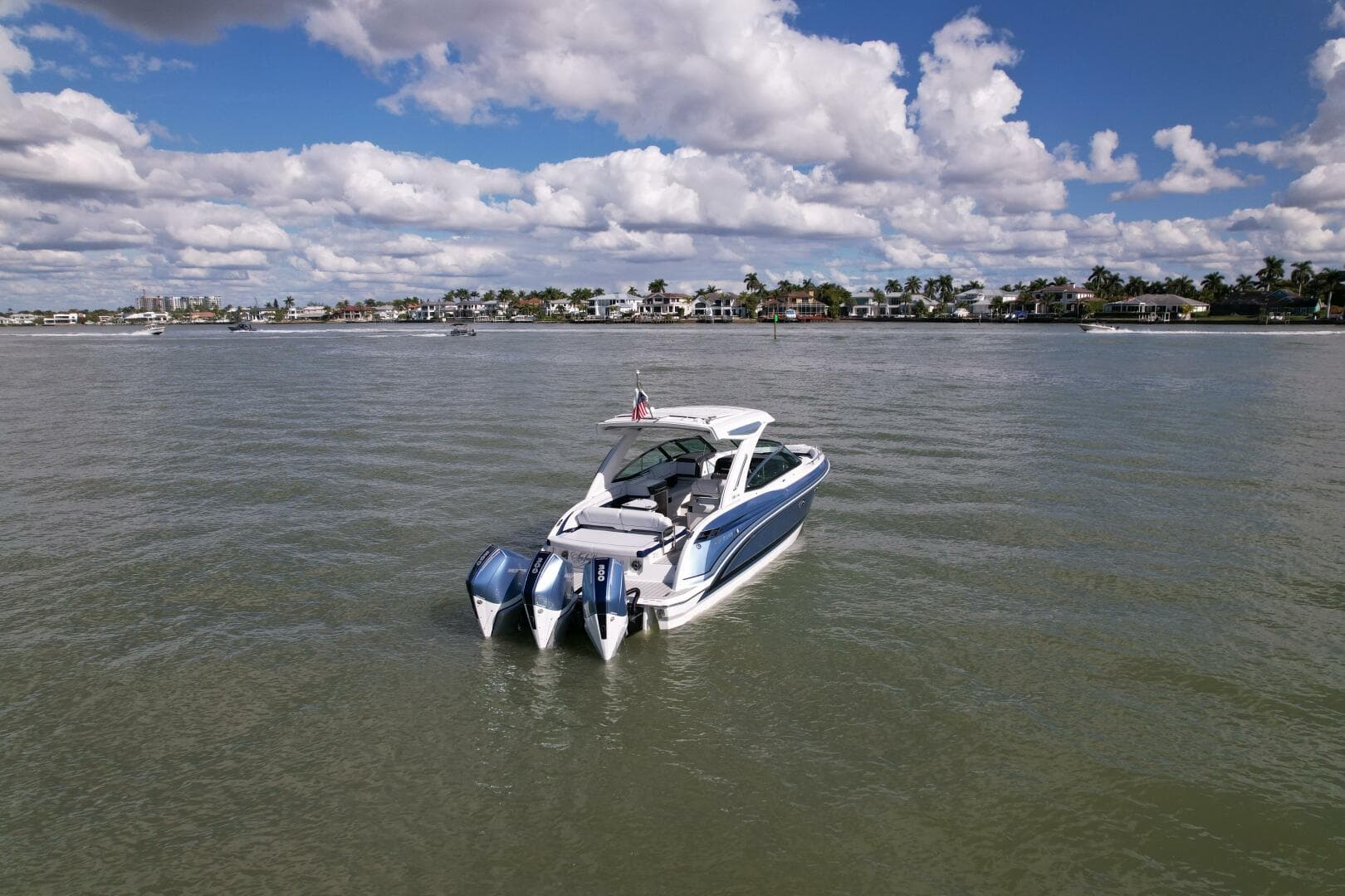 2023 Formula 330 Cbr — photo 10