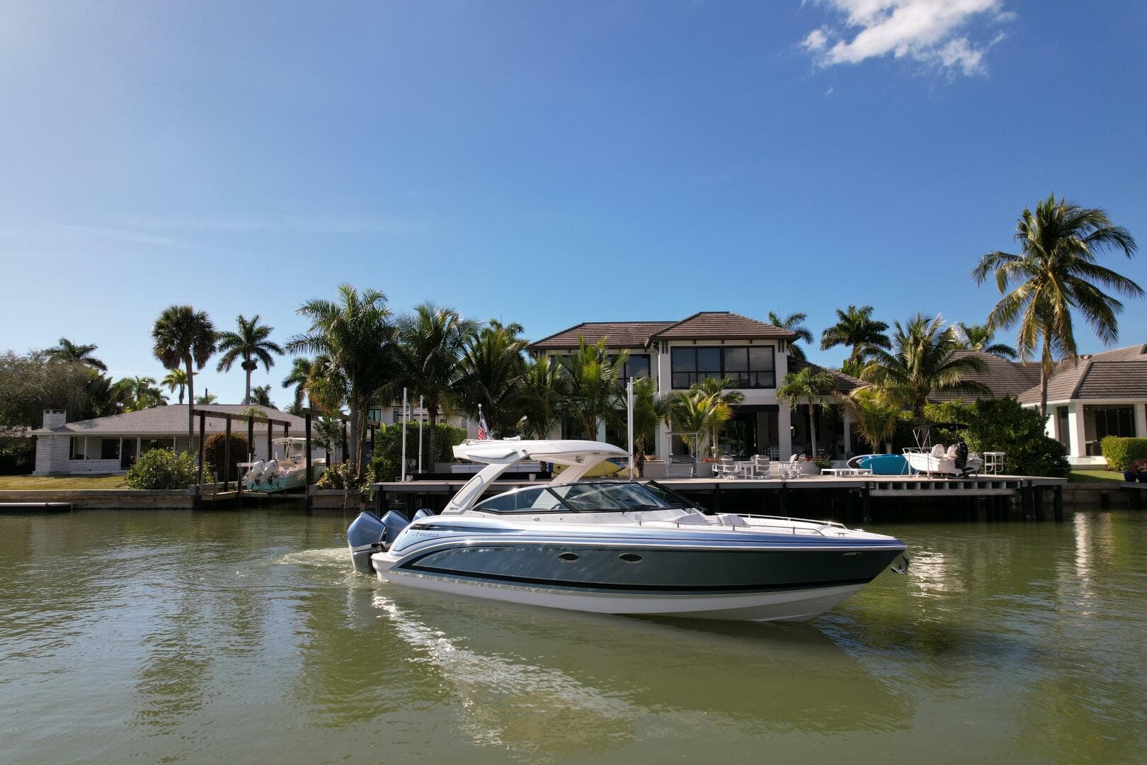 2023 Formula 330 Cbr — photo 13