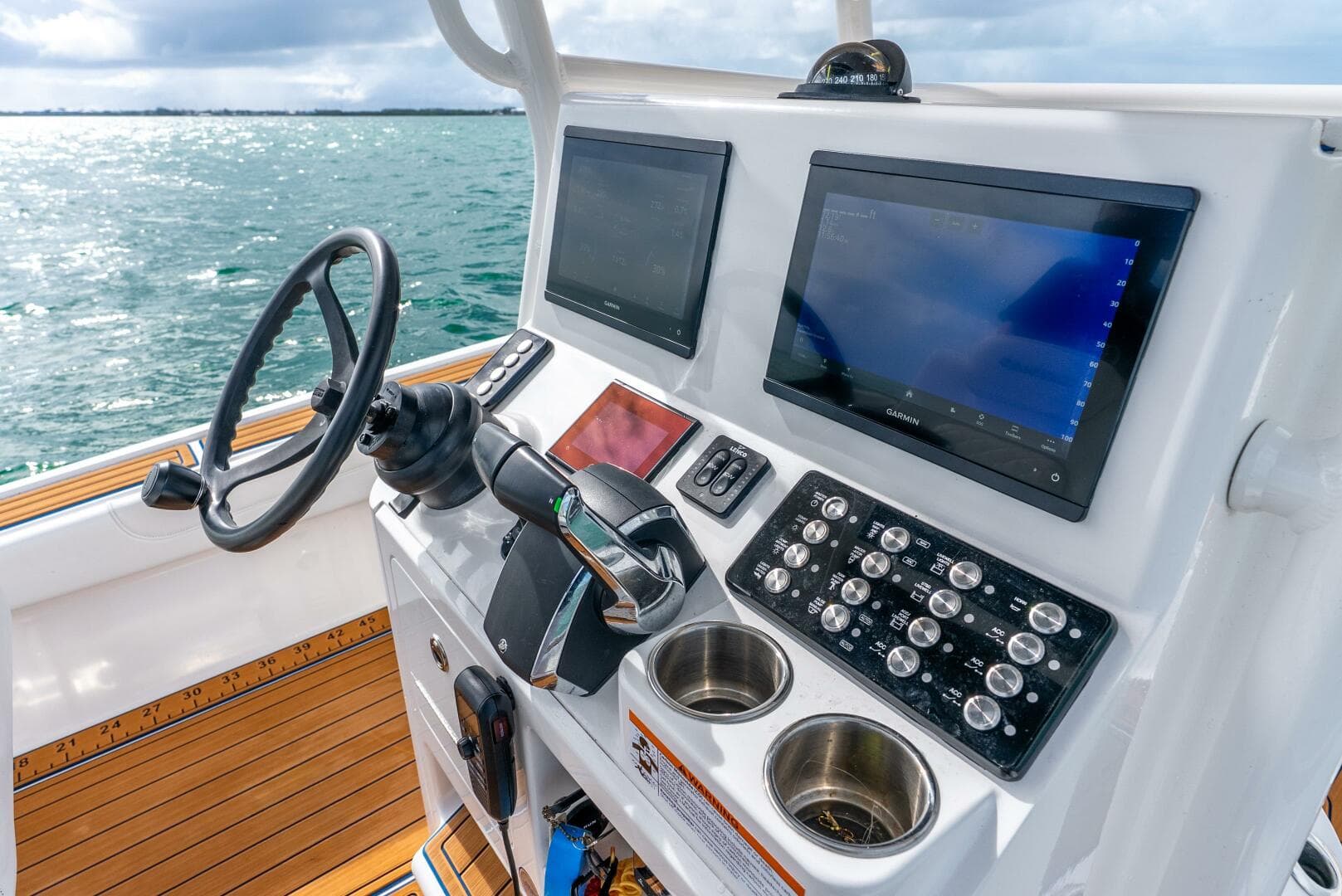 2024 Caymas 281 Hb — photo 21