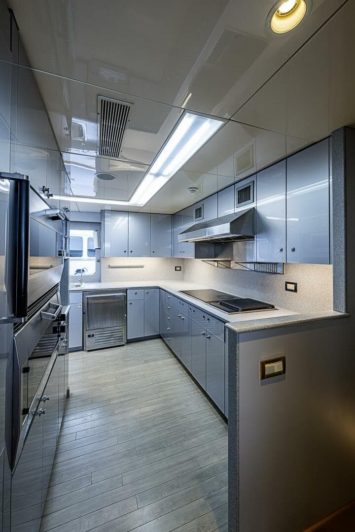 1997 Delta Marine 122 Tri-Deck — photo 64