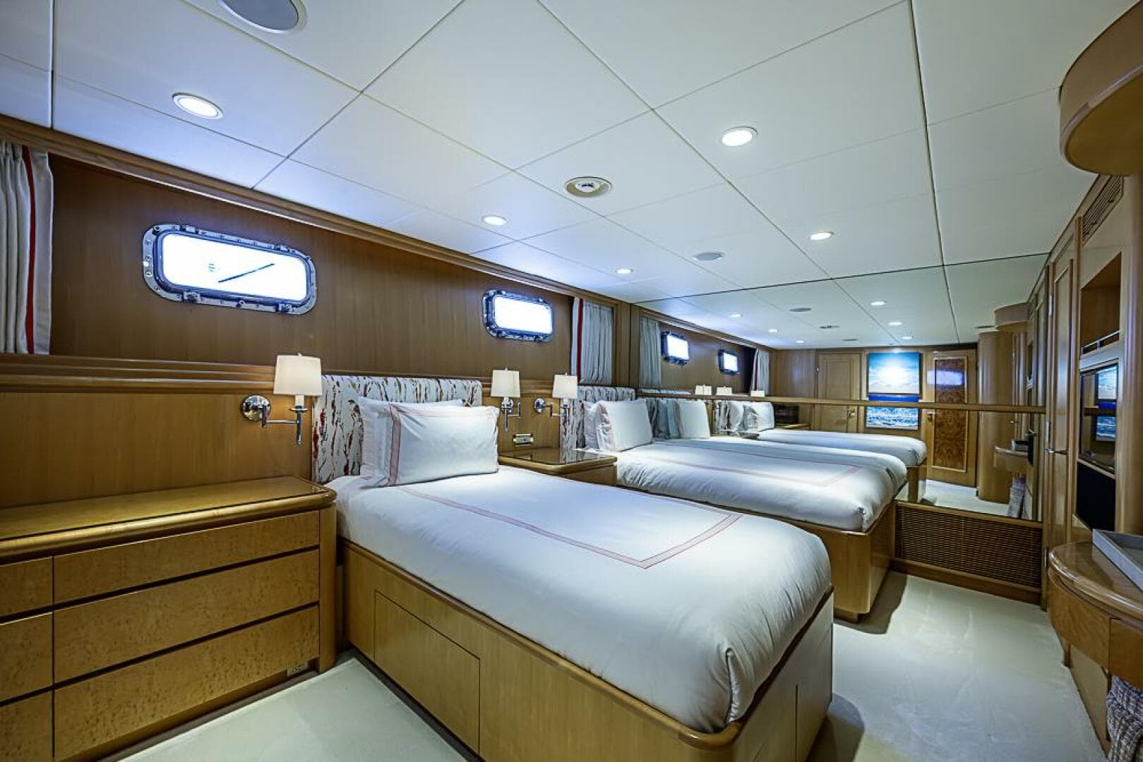 1997 Delta Marine 122 Tri-Deck — photo 57