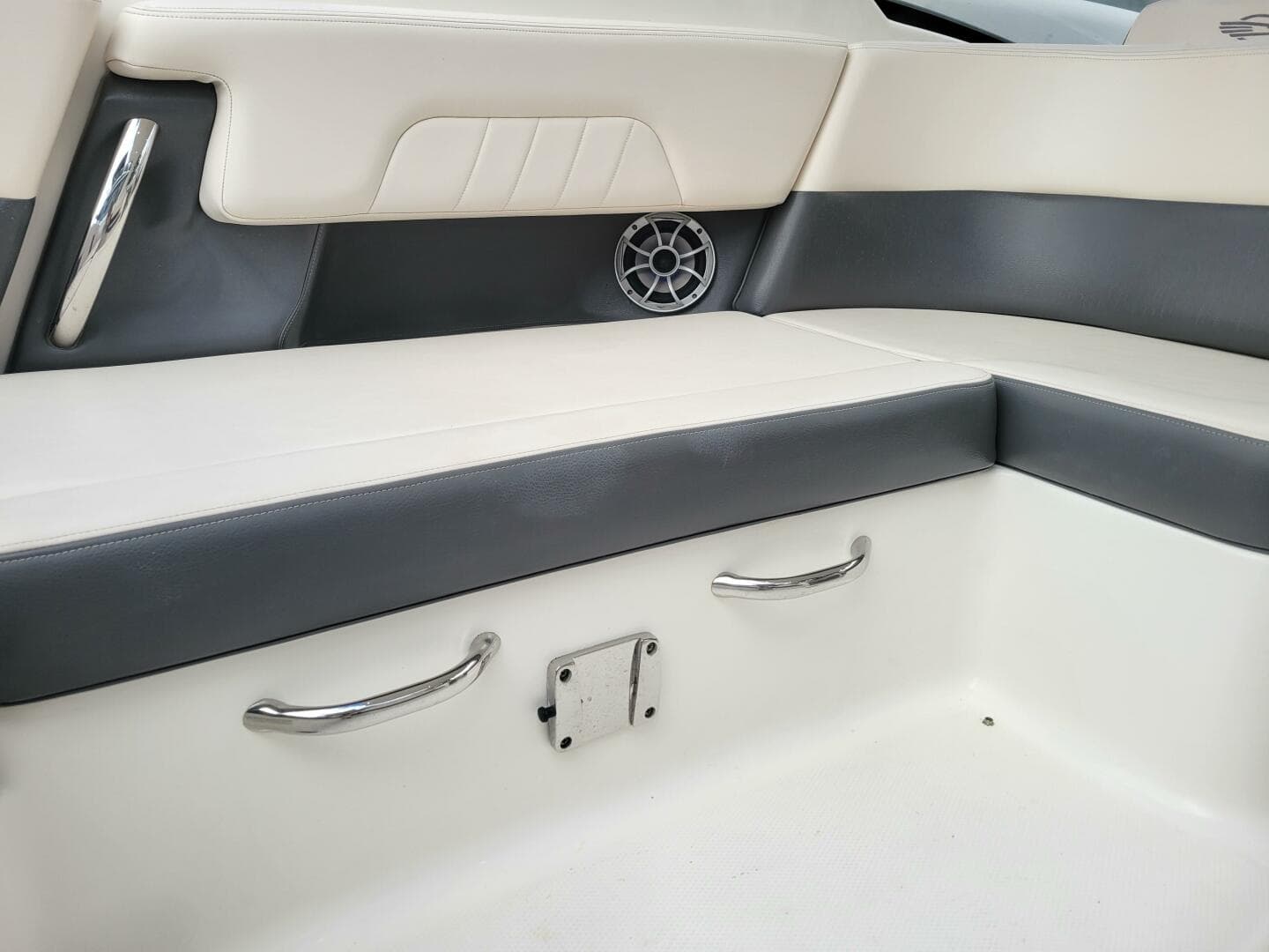 2017 Chaparral 307 Ssx — photo 35