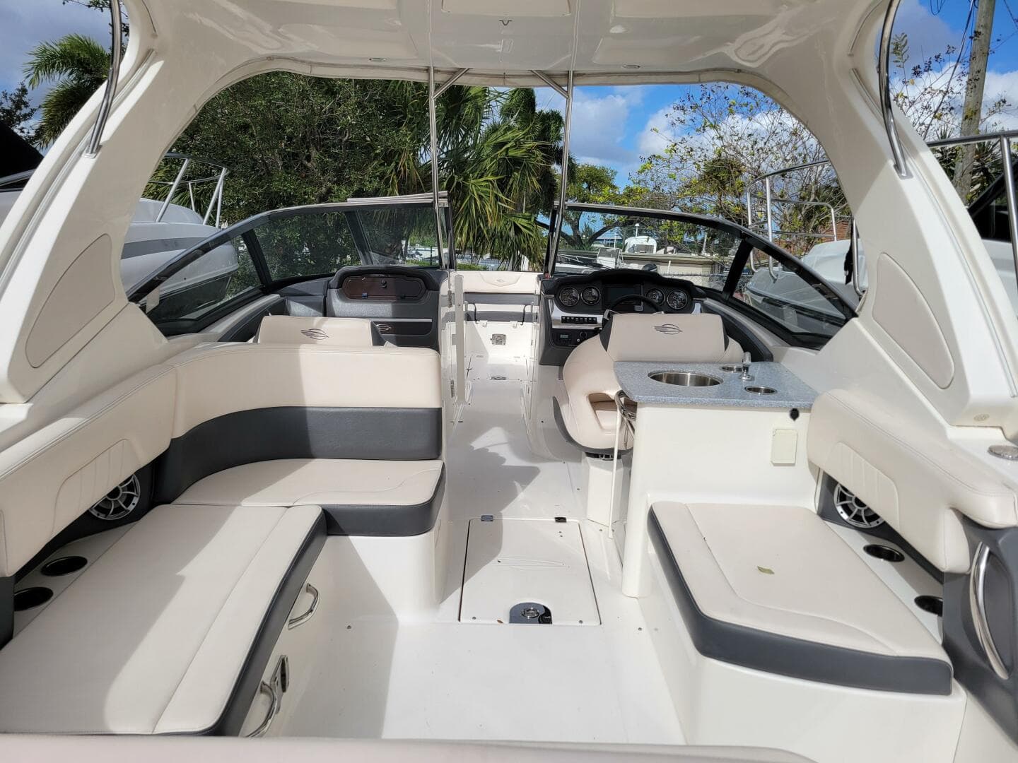 2017 Chaparral 307 Ssx — photo 6