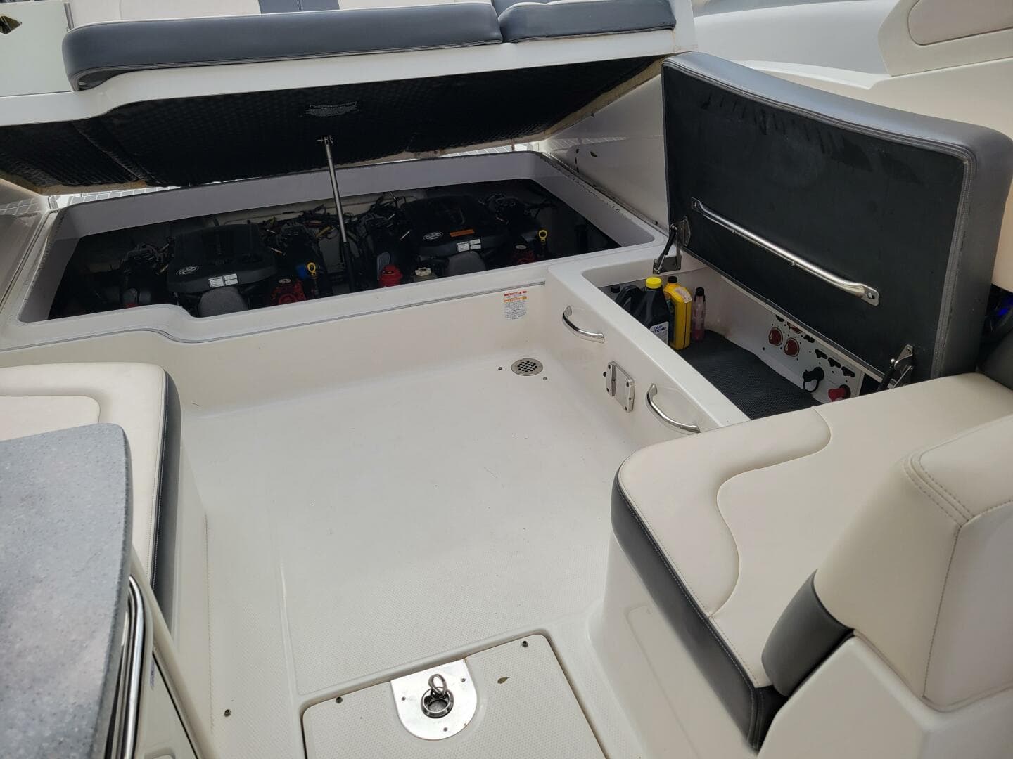 2017 Chaparral 307 Ssx — photo 34