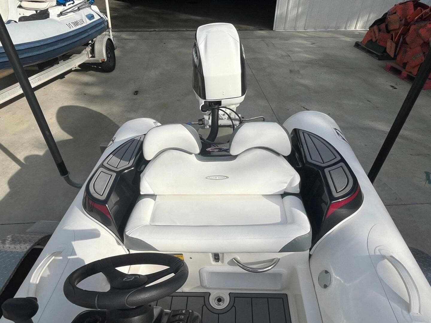 2024 Zodiac Yachtline 360 — photo 19