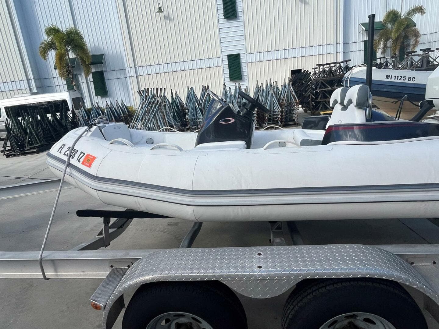 2024 Zodiac Yachtline 360 — photo 2