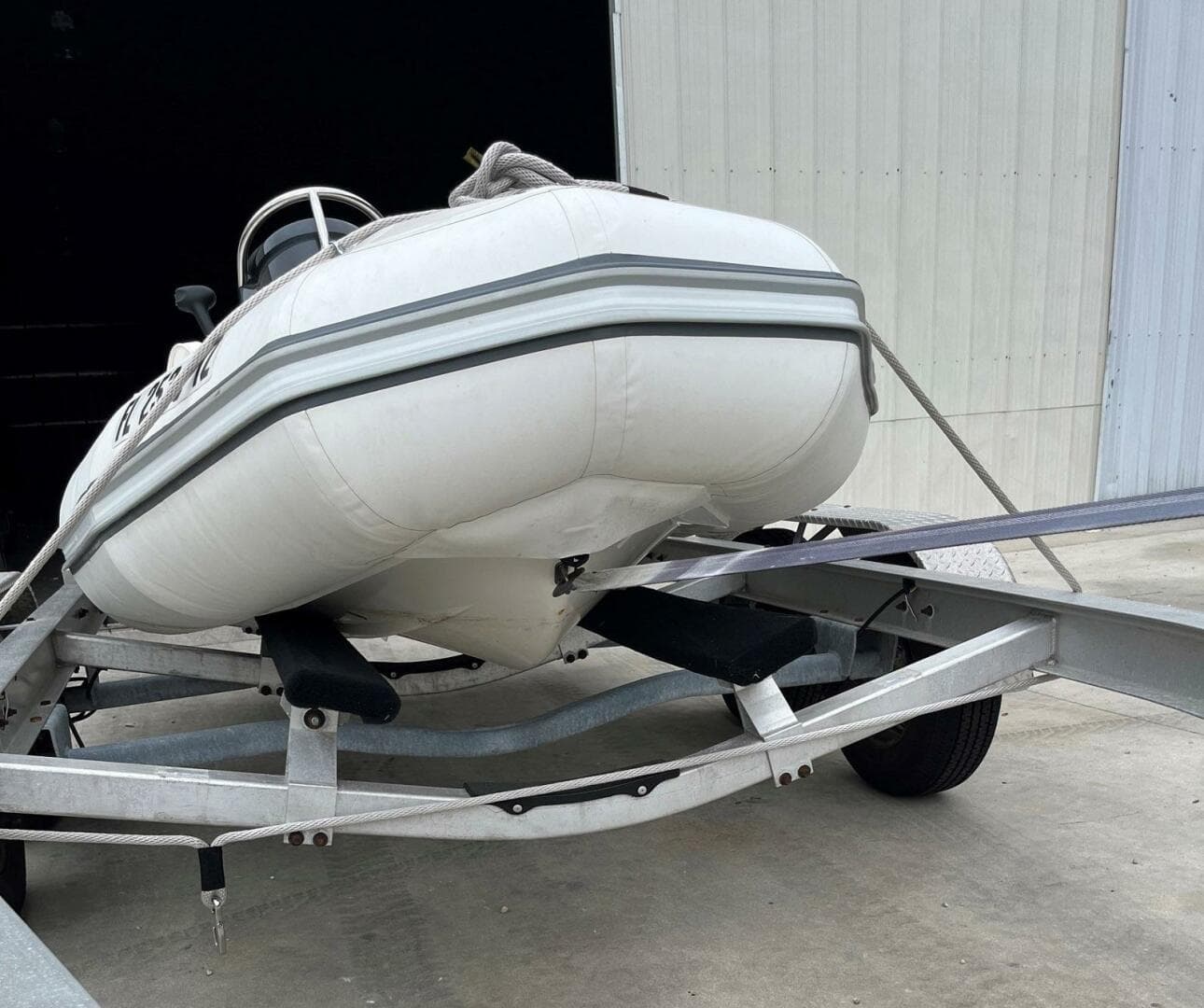 2024 Zodiac Yachtline 360 — photo 4