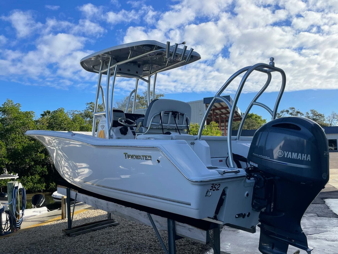2017 Tidewater 220 LXF — photo 4