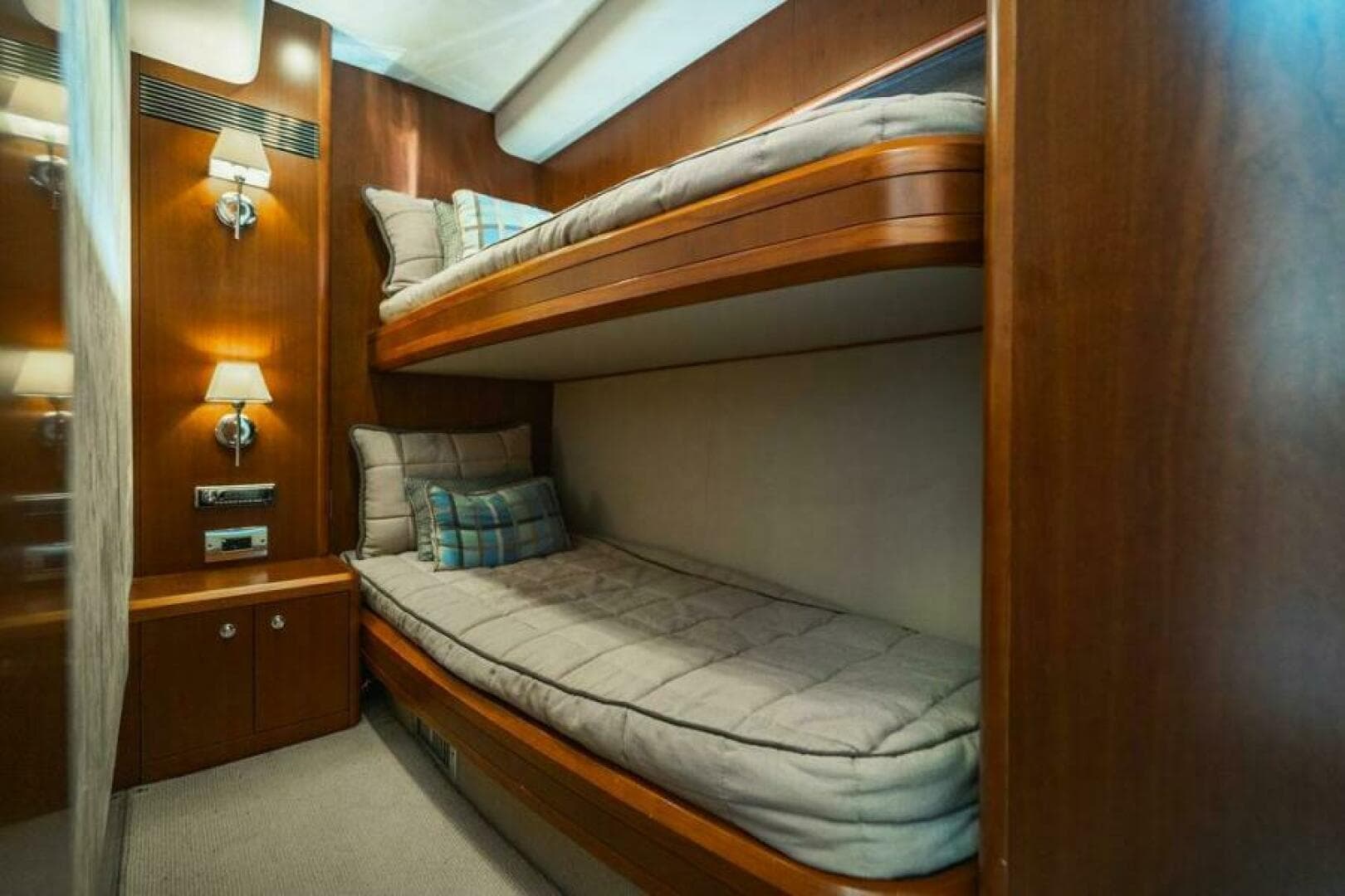 2009 Princess 70 Vsc — photo 40