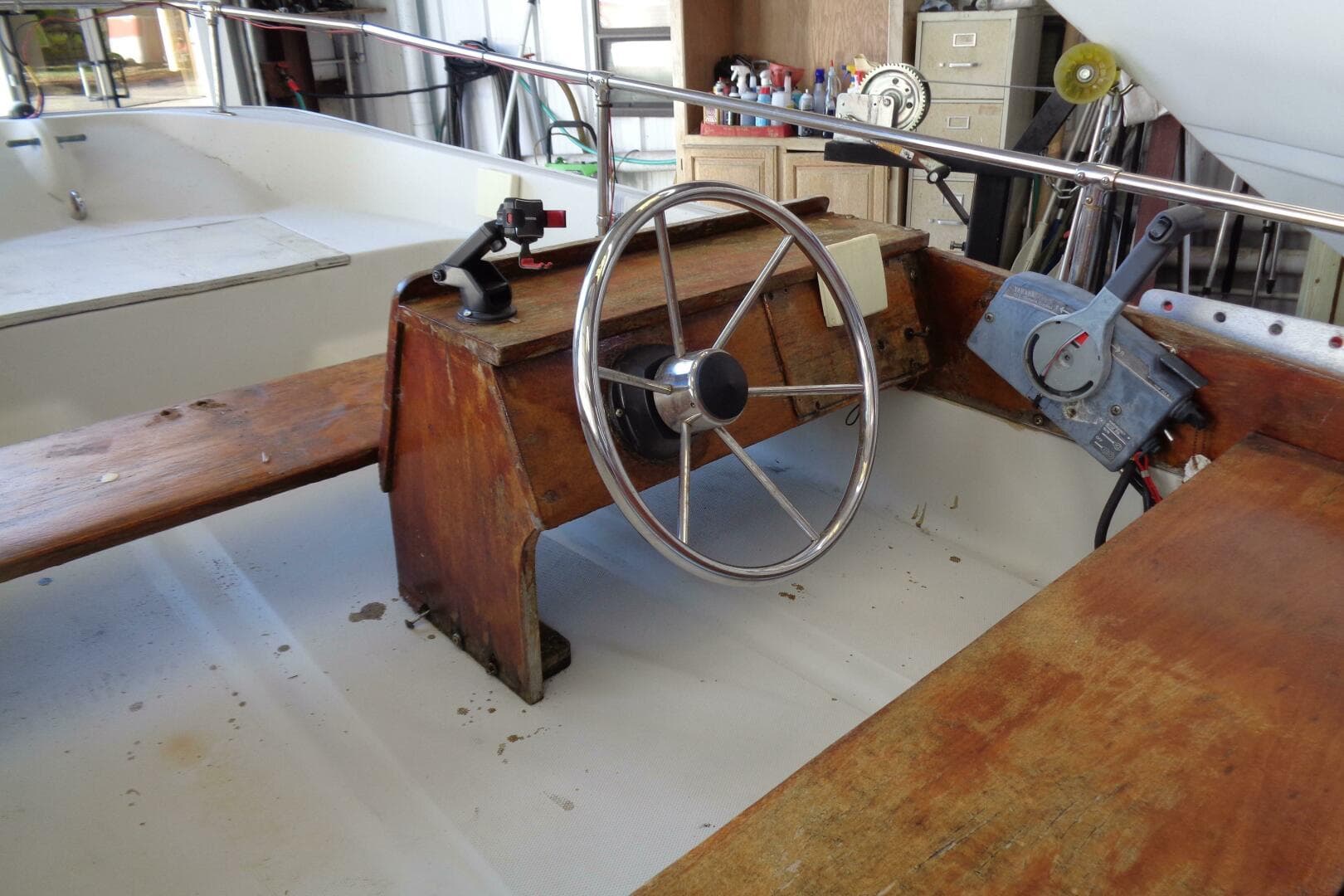 1987 Boston Whaler 13 Sport — photo 6