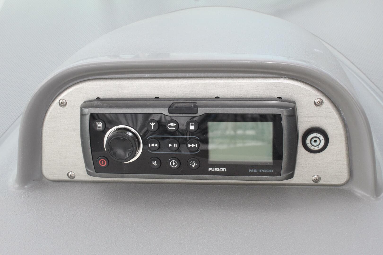 2007 Cruisers Yachts 420 Express — photo 15