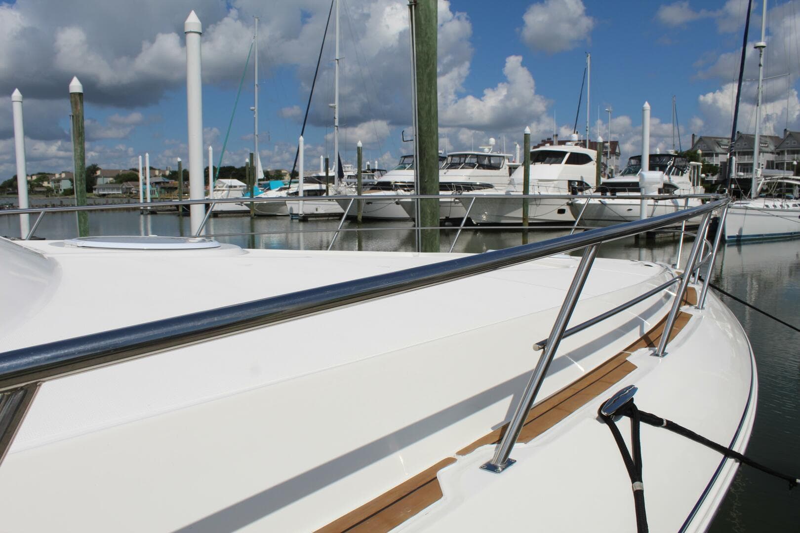 2007 Cruisers Yachts 420 Express — photo 37