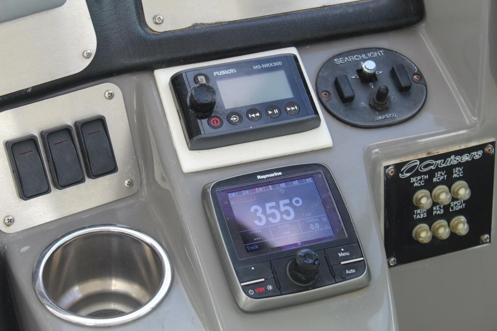 2007 Cruisers Yachts 420 Express — photo 12