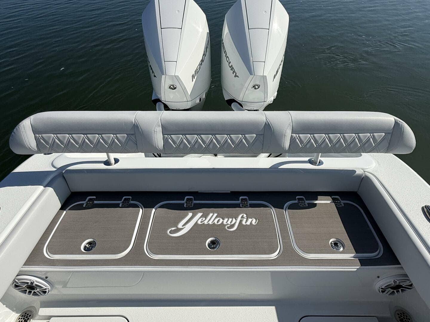 2025 Yellowfin 26 Hybrid — photo 24